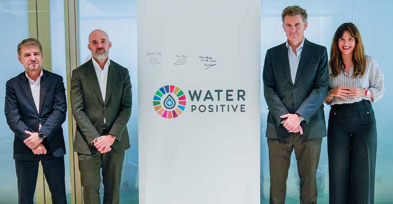 Acciona y Sacyr se unen para impulsar la iniciativa Water Positive