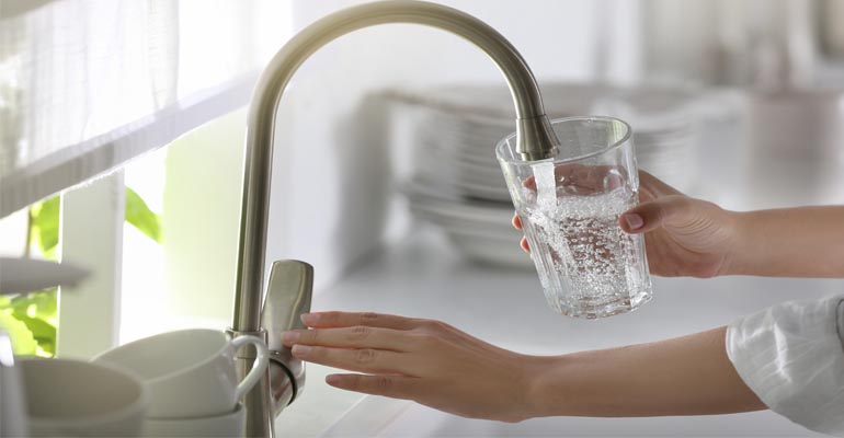 España reduce un 4% el consumo de agua doméstico